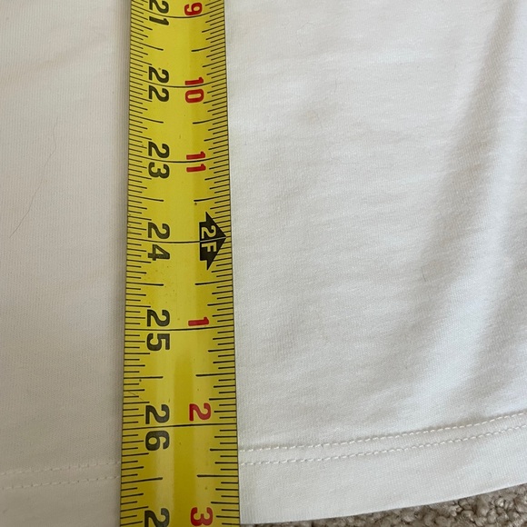 Vineyard Vines Boy’s X-large Tee. Excellent condition. - Picture 7 of 8